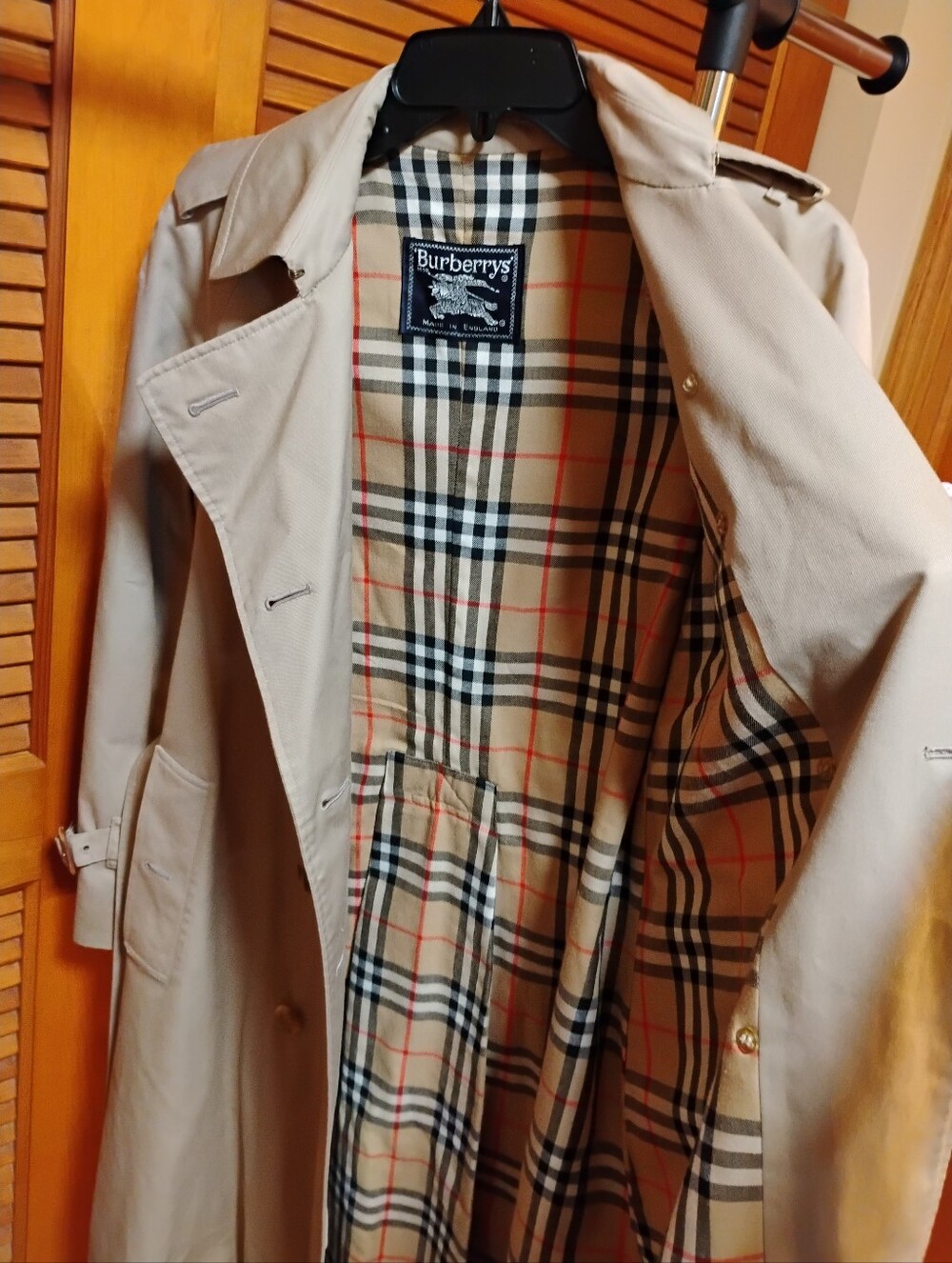 Vintage Burberry Khaki Double-Breasted Trench Coat with Signature Check Lining - Picture 5 of 10